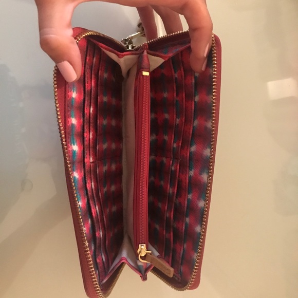 Tory Burch Wallet - Picture 7 of 8